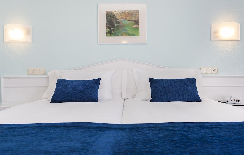 Cristobal Colon Hotel 4*
